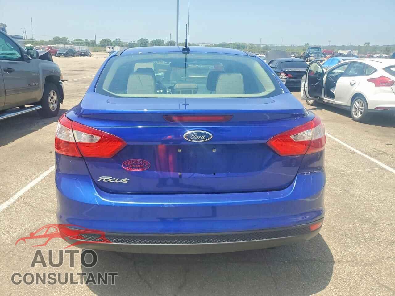 FORD FOCUS 2012 - 1FAHP3F21CL361111