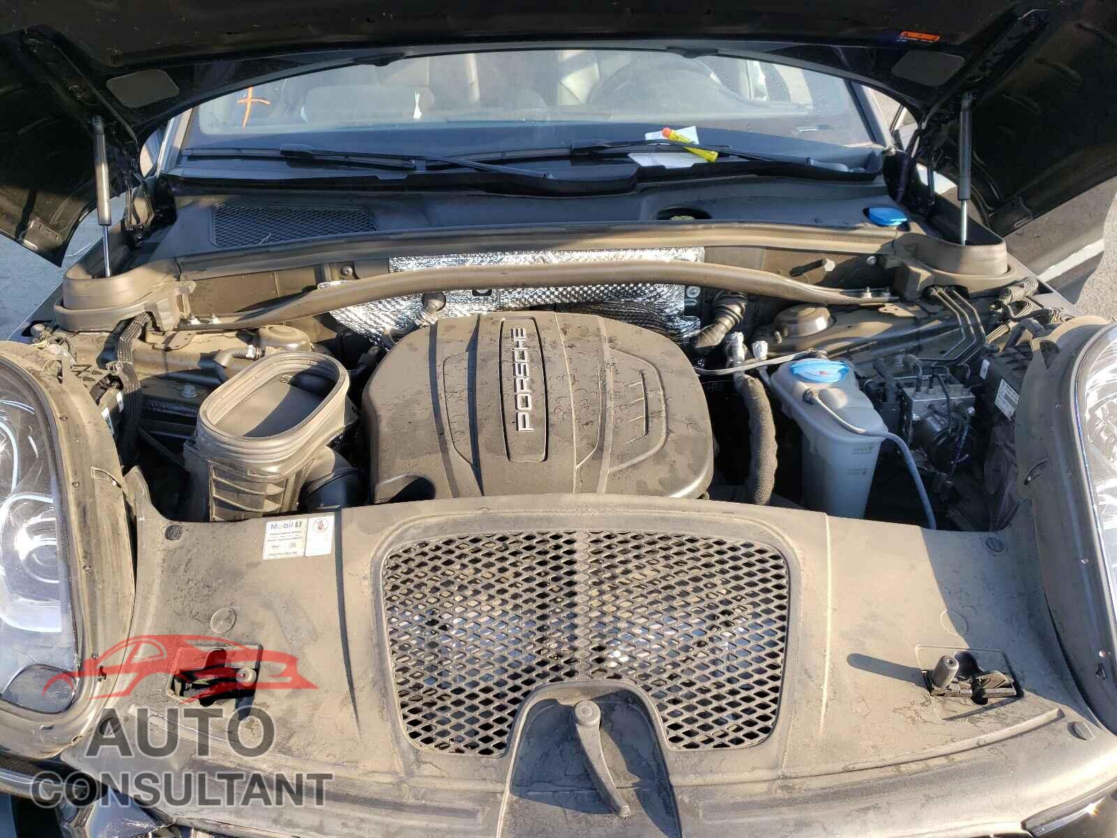 PORSCHE MACAN 2018 - WP1AA2A53JLB16024