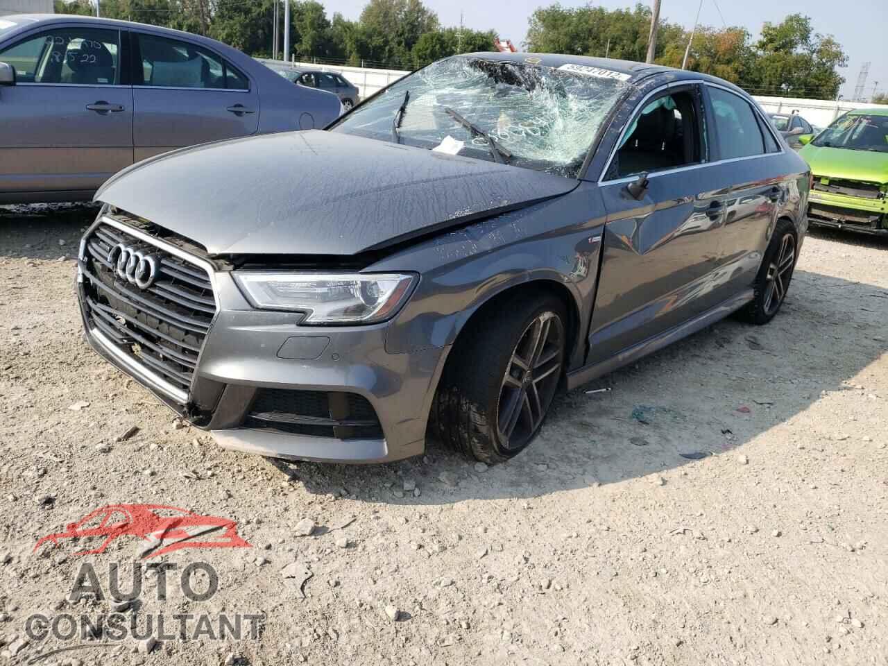 AUDI A3 2017 - WAUJ8GFFXH1038064