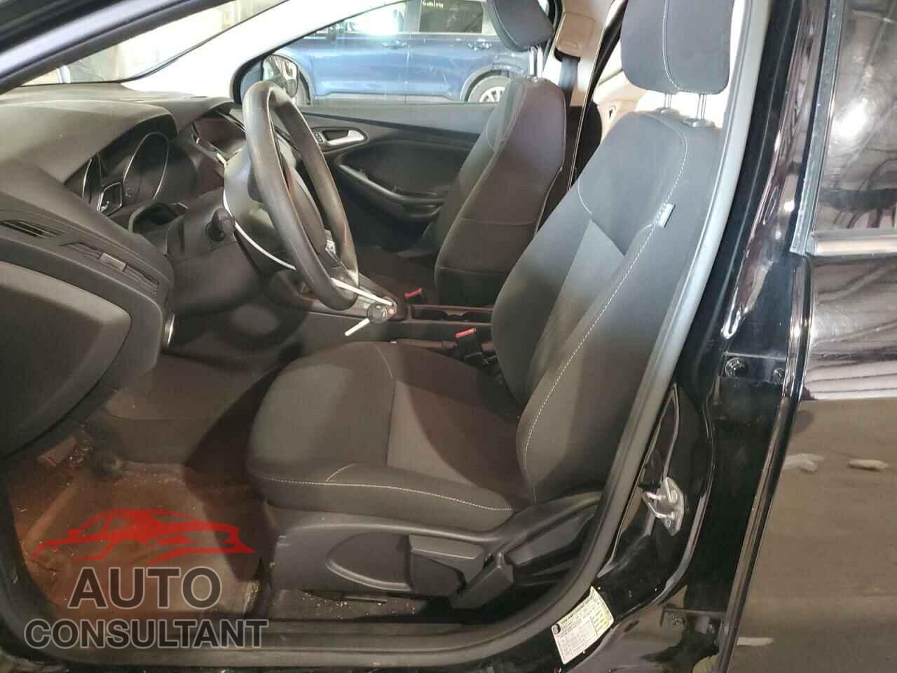 FORD FOCUS 2017 - 1FADP3F2XHL252667