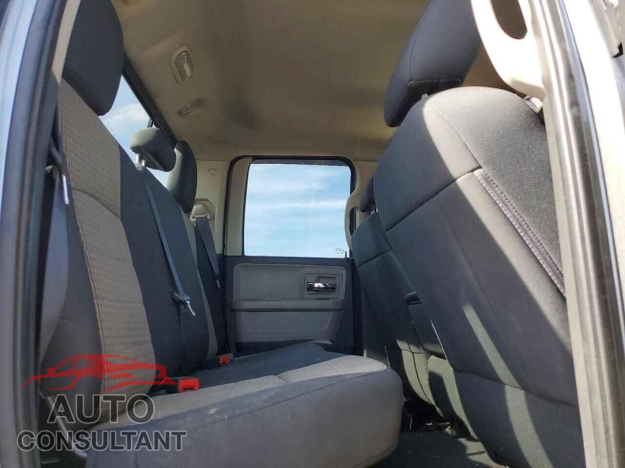 DODGE RAM 1500 2012 - 1C6RD7GT2CS272957