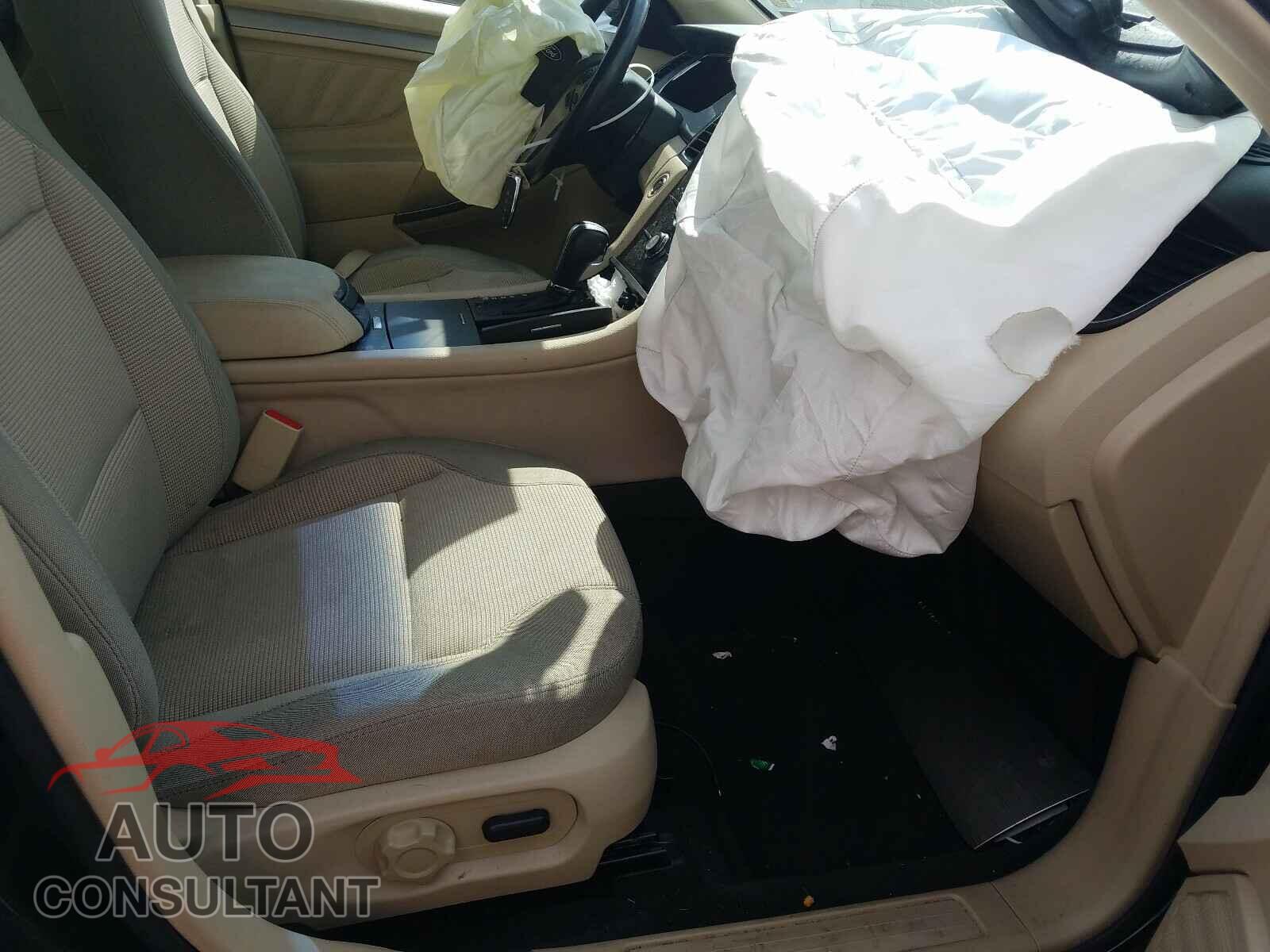 FORD TAURUS 2016 - 1FAHP2E83GG131861