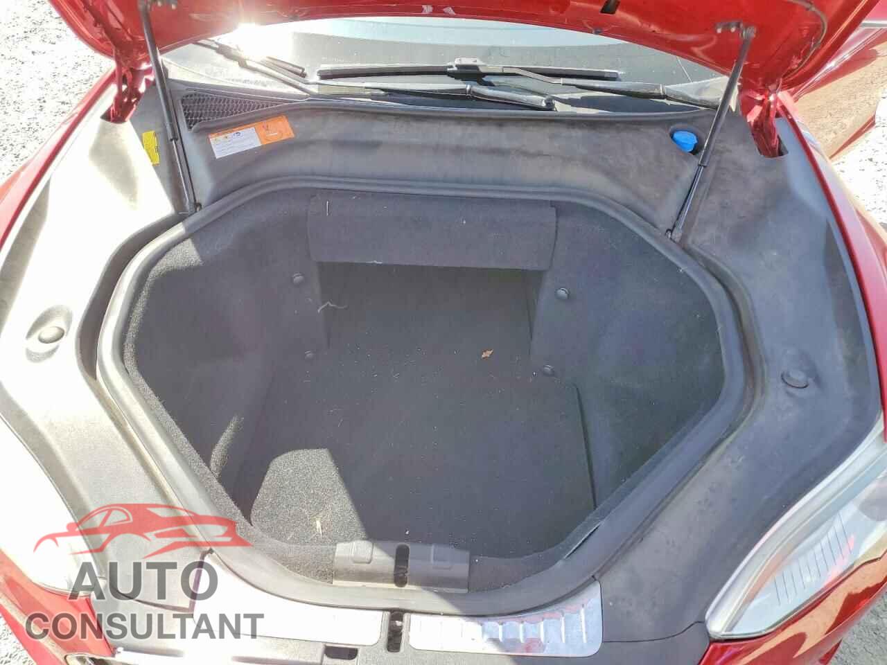 TESLA MODEL S 2013 - 5YJSA1DP8DFP09219
