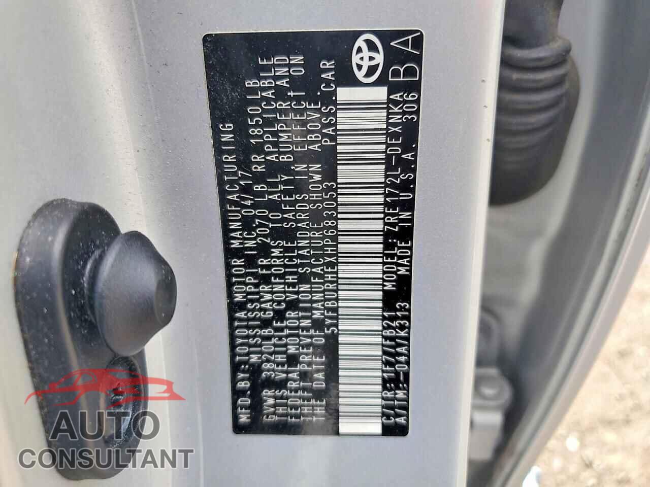 TOYOTA COROLLA 2017 - 5YFBURHEXHP683053