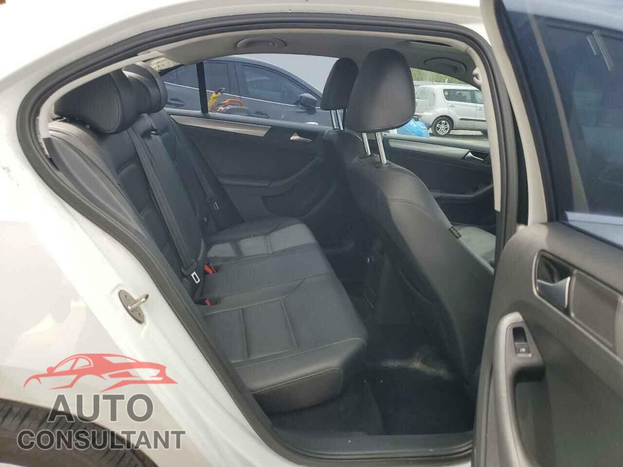 VOLKSWAGEN JETTA 2017 - 3VWDB7AJ0HM290421
