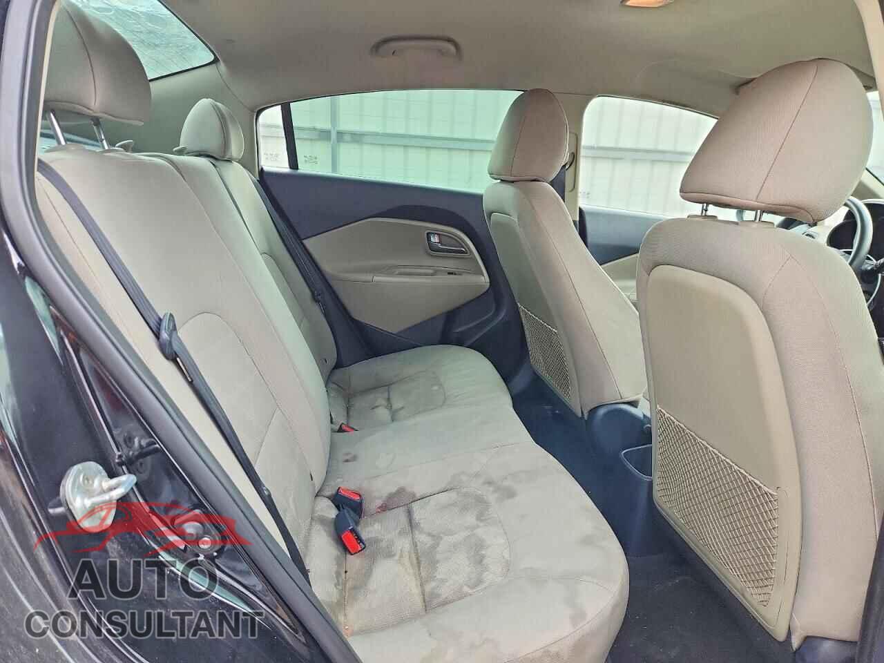 KIA RIO 2014 - KNADM4A34E6323829