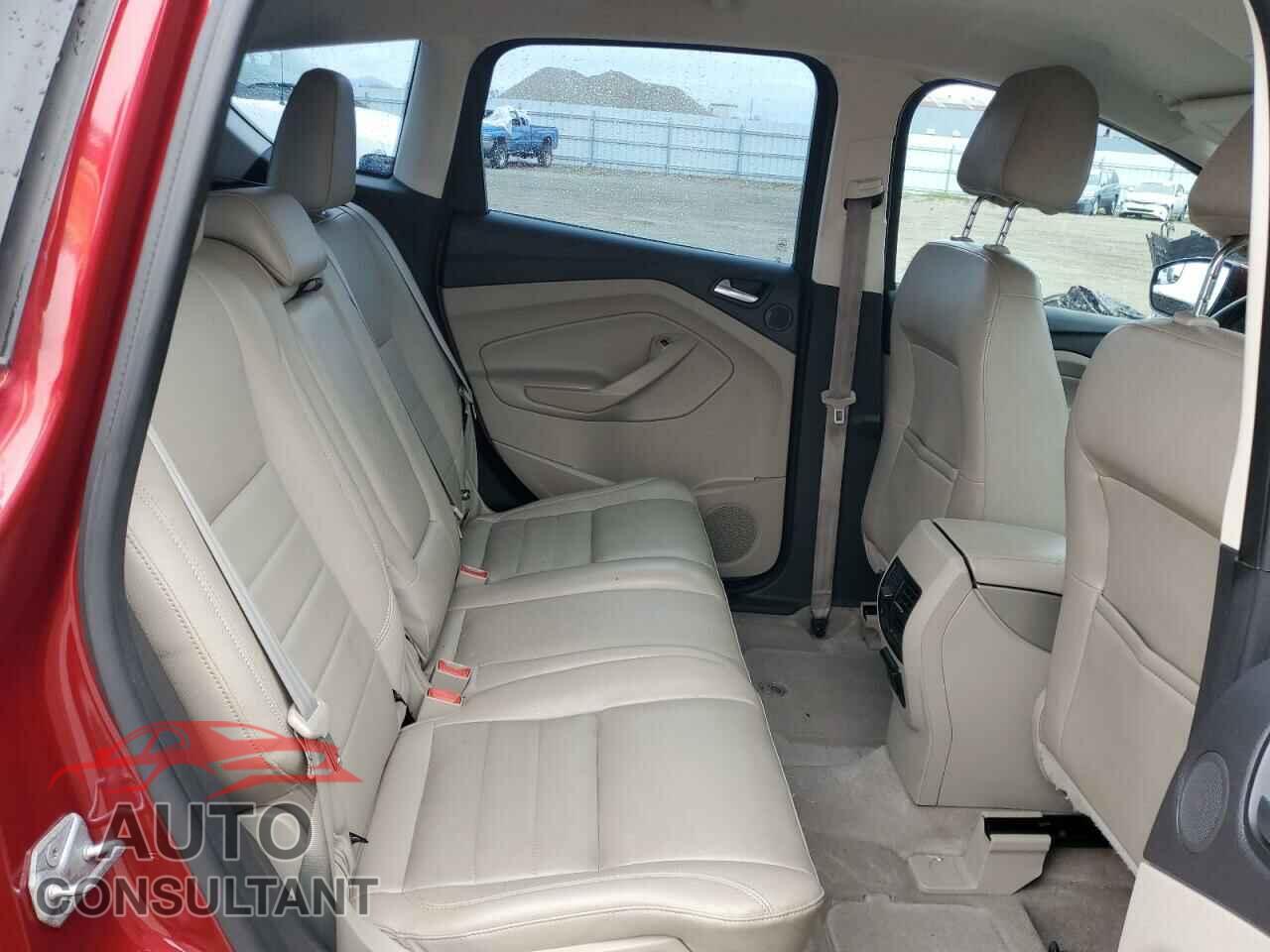 FORD CMAX 2013 - 1FADP5BU5DL554428