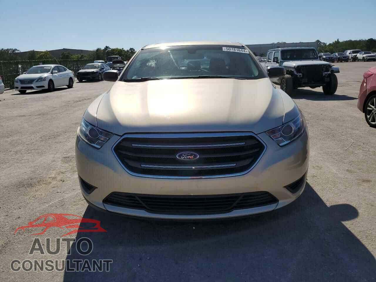FORD TAURUS 2017 - 1FAHP2D83HG128557