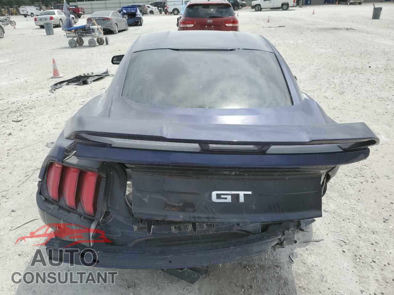 FORD MUSTANG 2018 - 1FA6P8CFXJ5121777