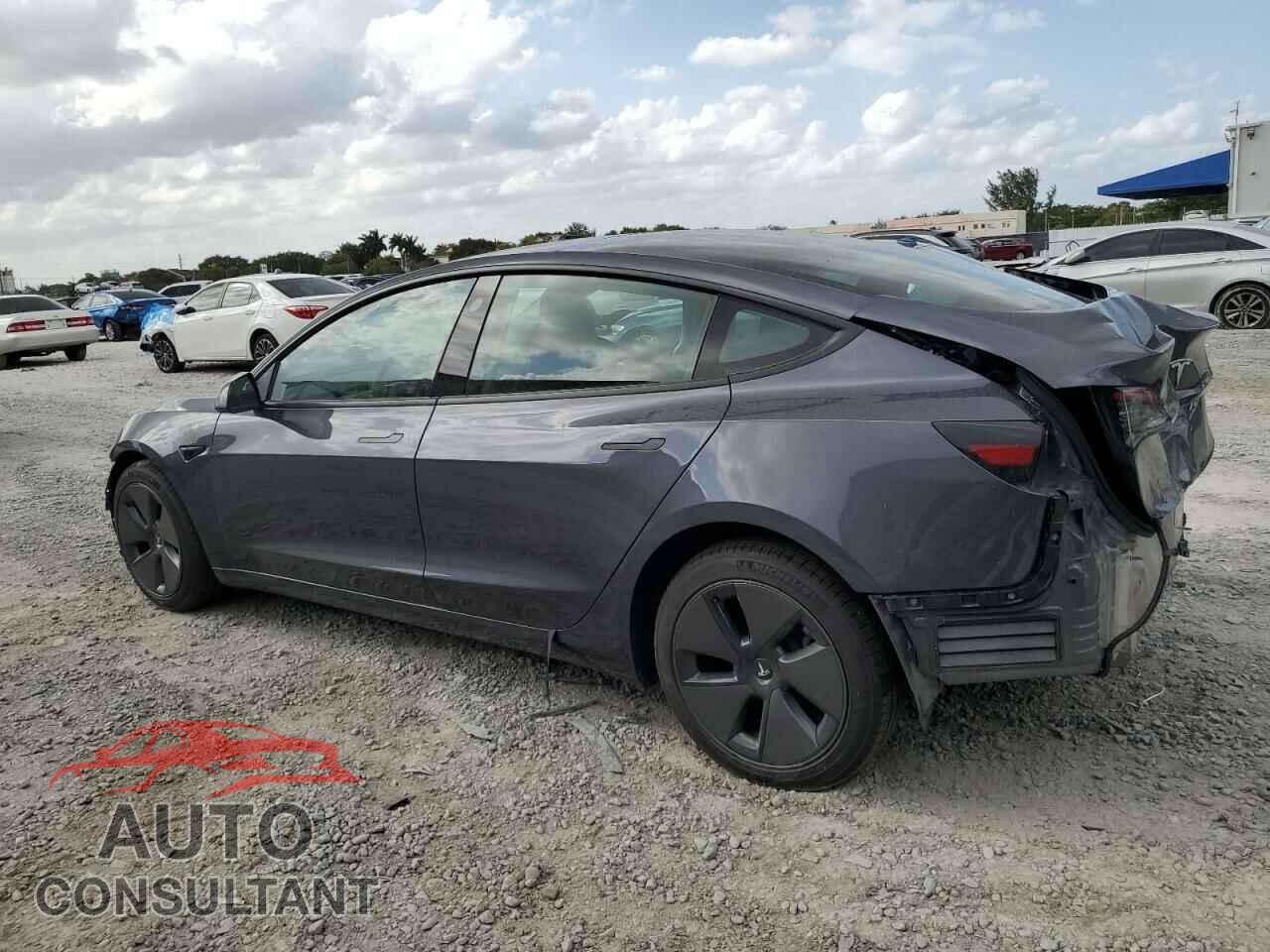 TESLA MODEL 3 2023 - 5YJ3E1EA3PF690103