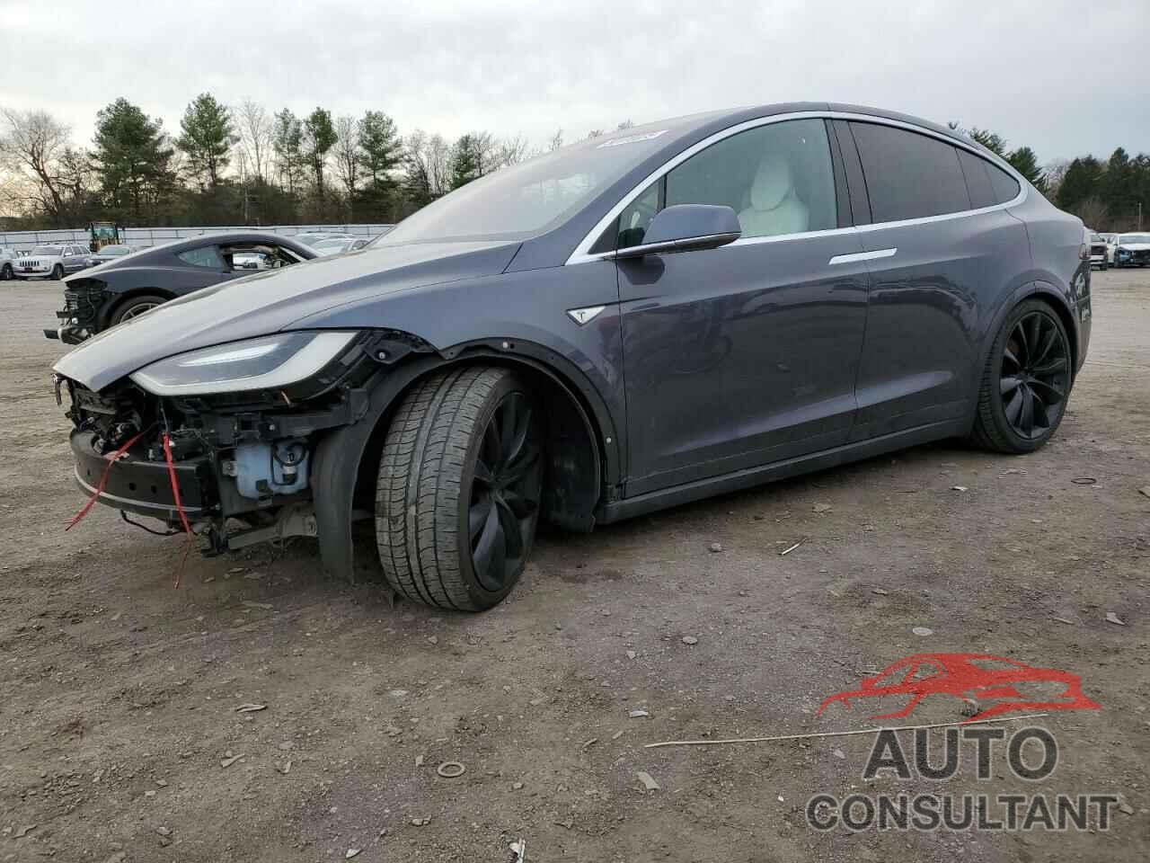 TESLA MODEL X 2016 - 5YJXCBE2XGF004905