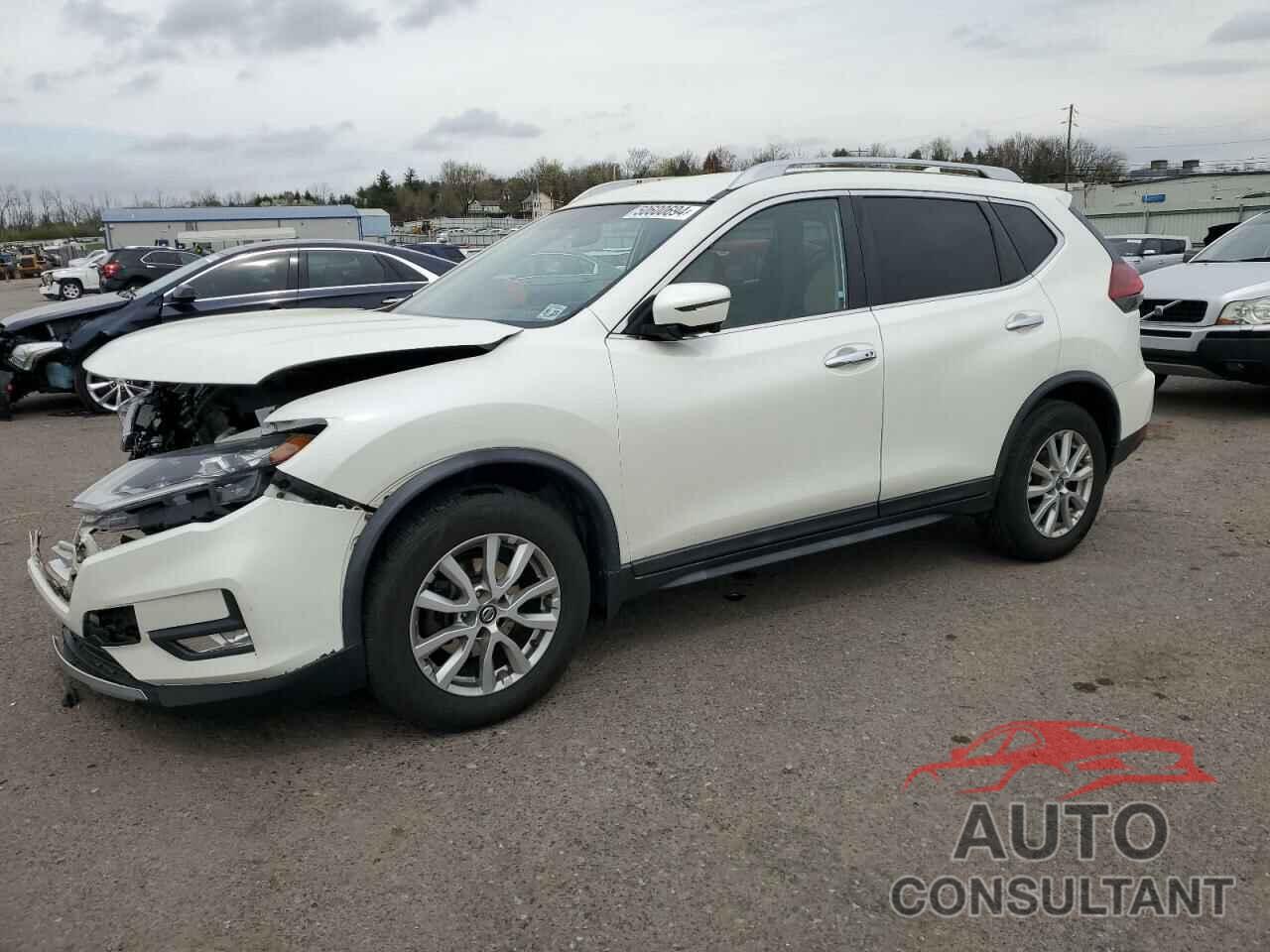 NISSAN ROGUE 2018 - KNMAT2MT8JP603718