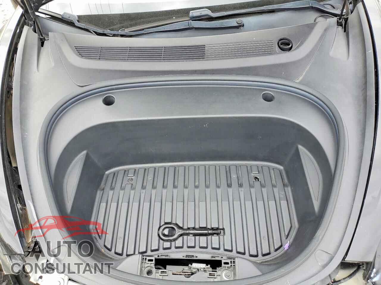 TESLA MODEL 3 2020 - 5YJ3E1EA5LF739148