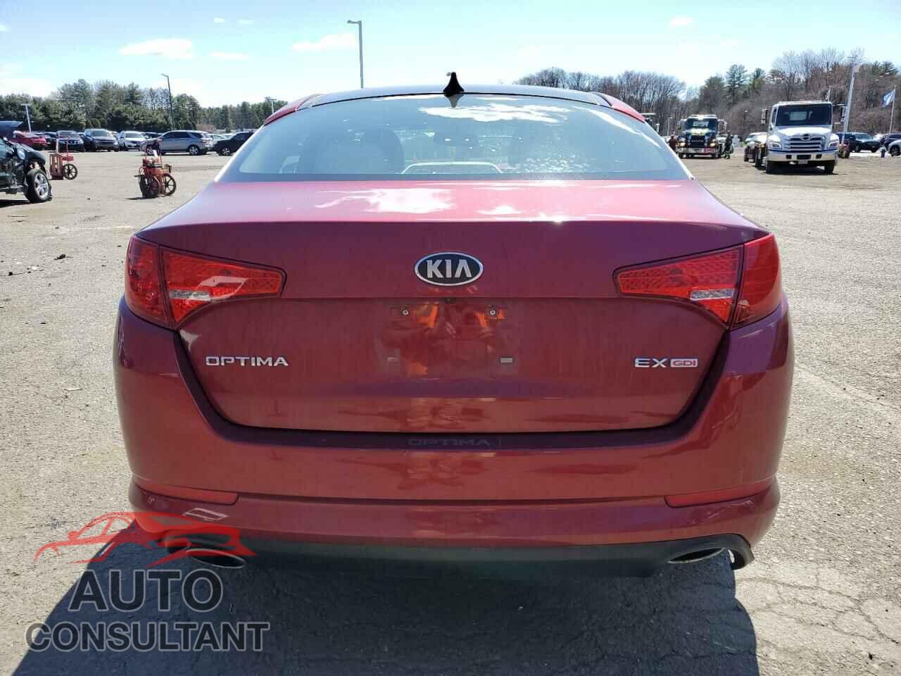 KIA OPTIMA 2013 - 5XXGN4A77DG155930