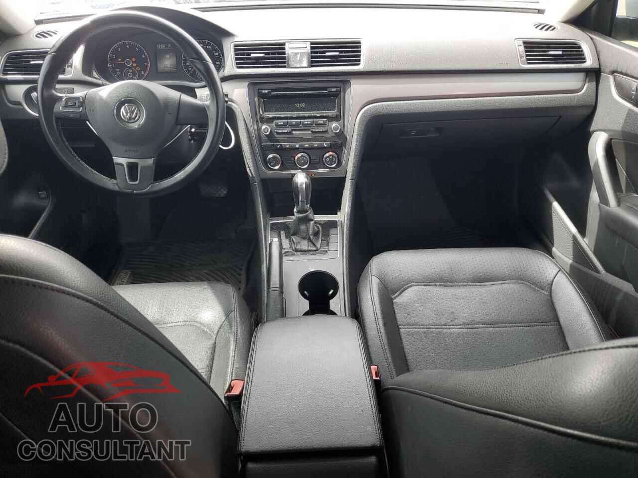 VOLKSWAGEN PASSAT 2014 - 1VWAT7A3XEC075594