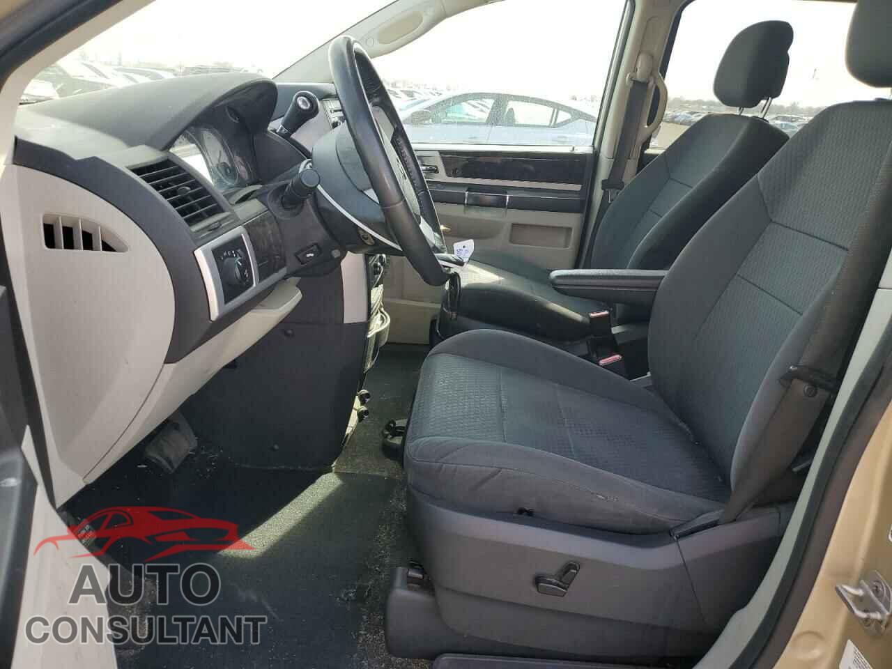 DODGE CARAVAN 2010 - 2D4RN5D11AR239592