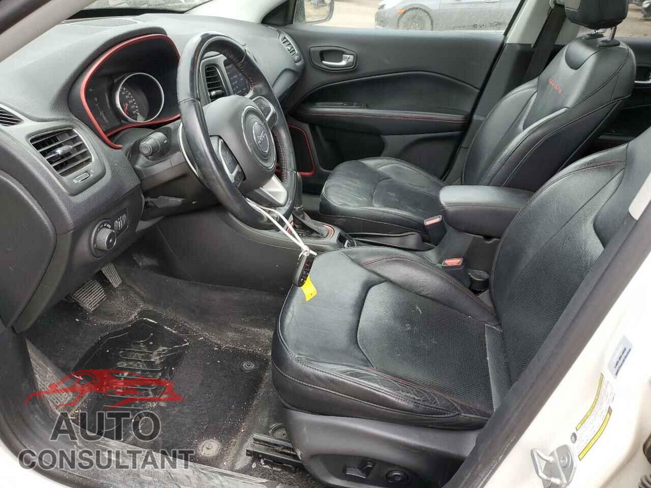 JEEP COMPASS 2017 - 3C4NJDDB8HT688270