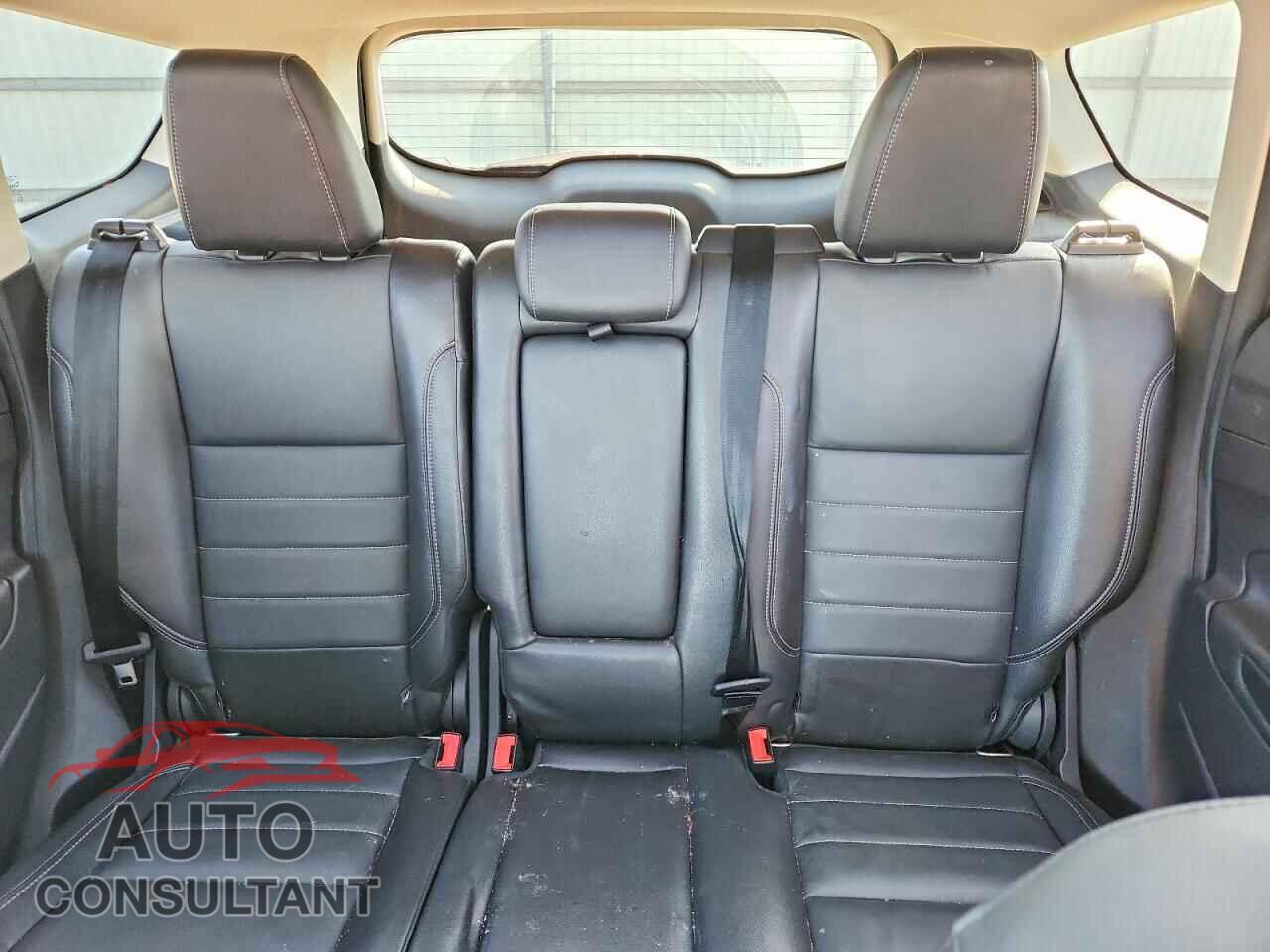 FORD ESCAPE 2016 - 1FMCU9J91GUA02566