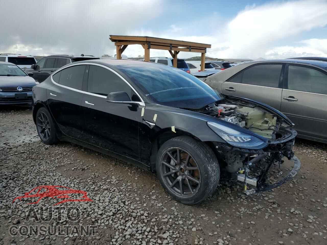 TESLA MODEL 3 2019 - 5YJ3E1EB5KF197086
