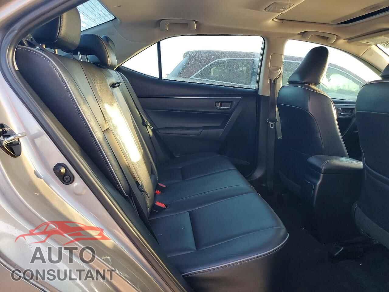 TOYOTA COROLLA 2015 - 2T1BPRHE9FC402249