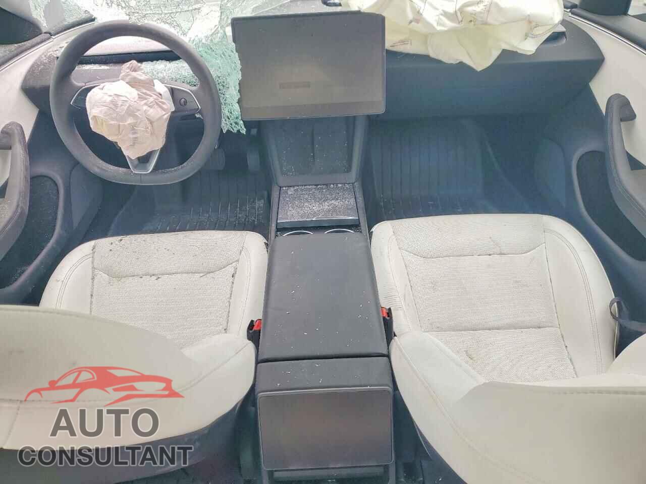 TESLA MODEL 3 2025 - 5YJ3E1EAXSF943006