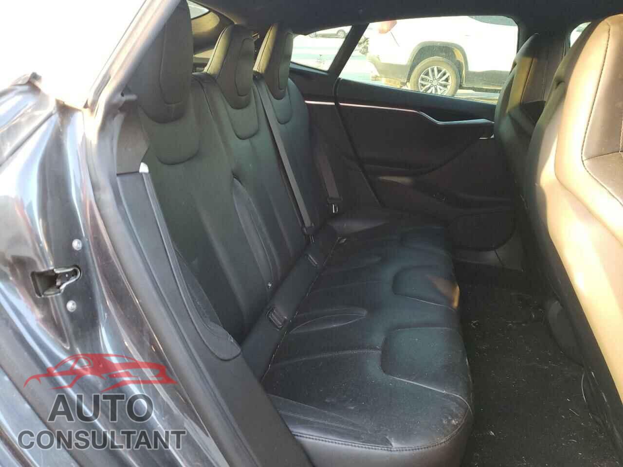 TESLA MODEL S 2016 - 5YJSA1E29GF141909