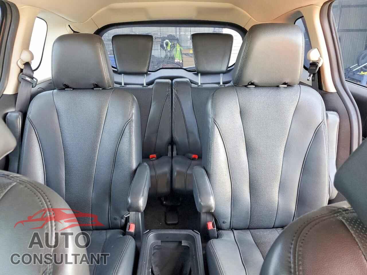 MAZDA 5 2015 - JM1CW2BL4F0187587