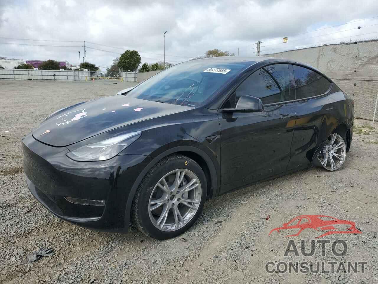 TESLA MODEL Y 2023 - 7SAYGAEE5PF880779