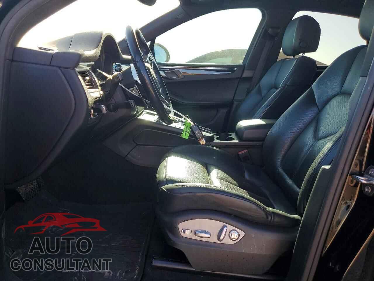PORSCHE MACAN 2017 - WP1AA2A58HLB01304