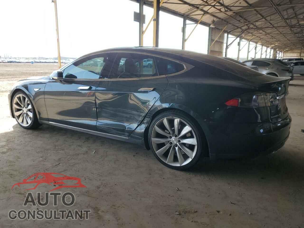 TESLA MODEL S 2013 - 5YJSA1DP3DFP05675