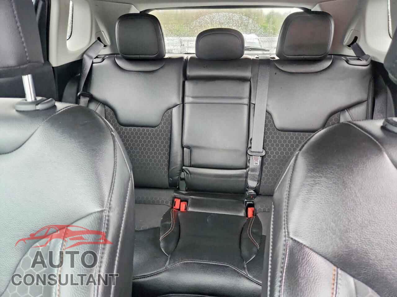 JEEP COMPASS 2018 - 3C4NJDBB2JT282672