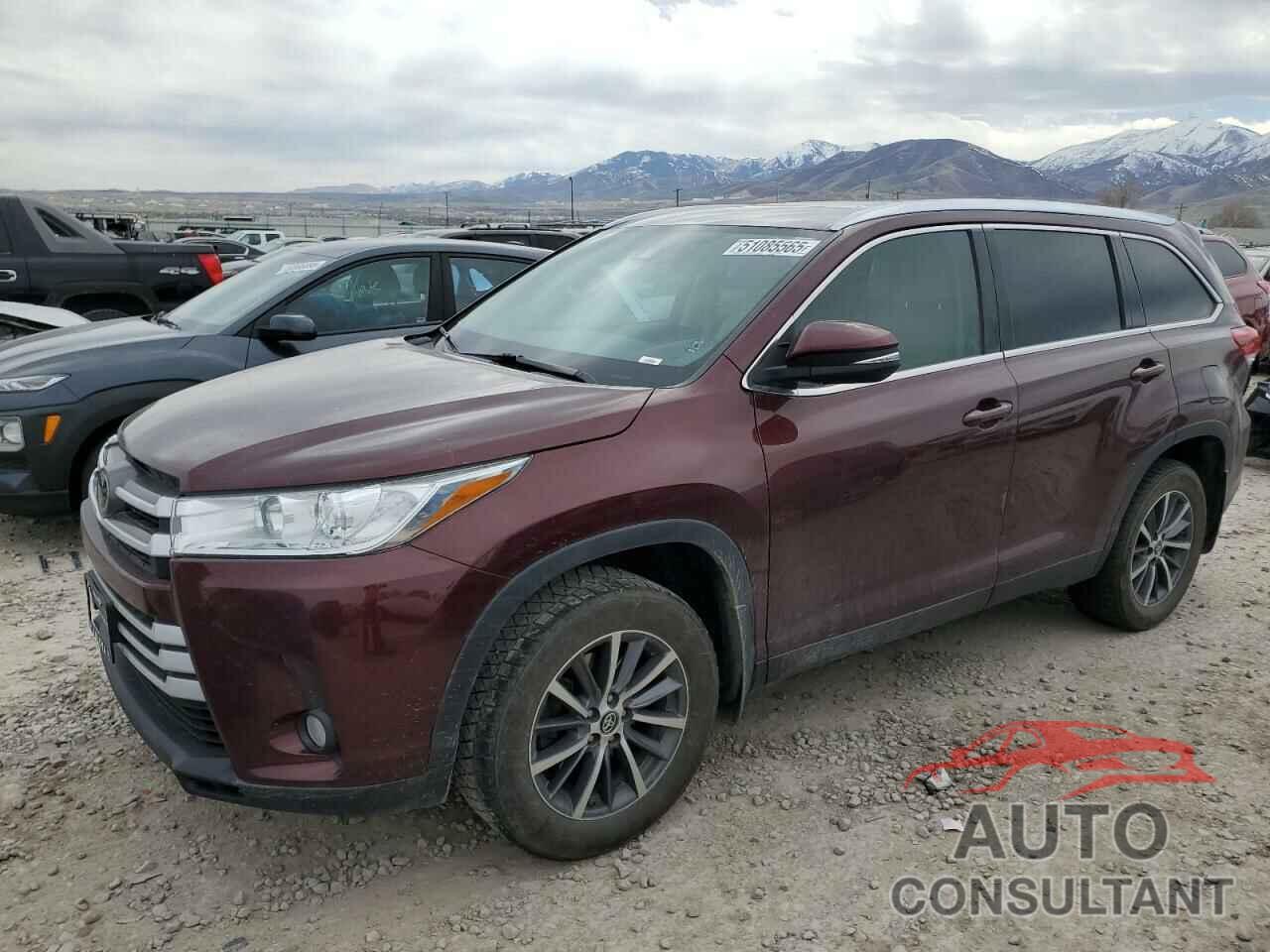 TOYOTA HIGHLANDER 2019 - 5TDJZRFH5KS930410