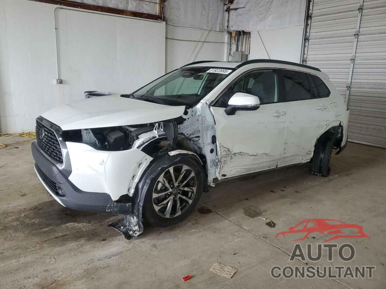 TOYOTA COROLLA CR 2023 - 7MUDAABG7PV068968