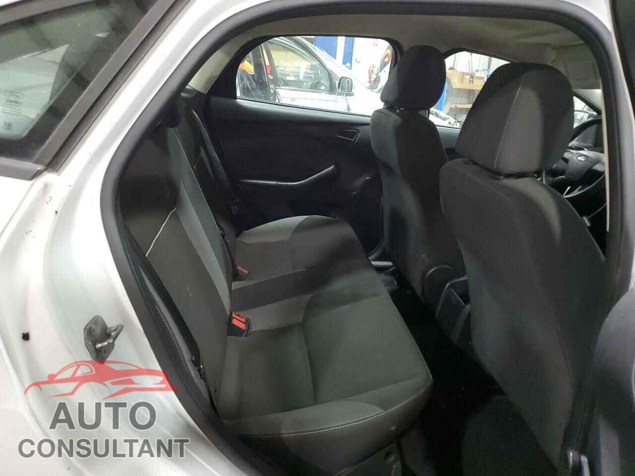 FORD FOCUS 2012 - 1FAHP3E21CL410972