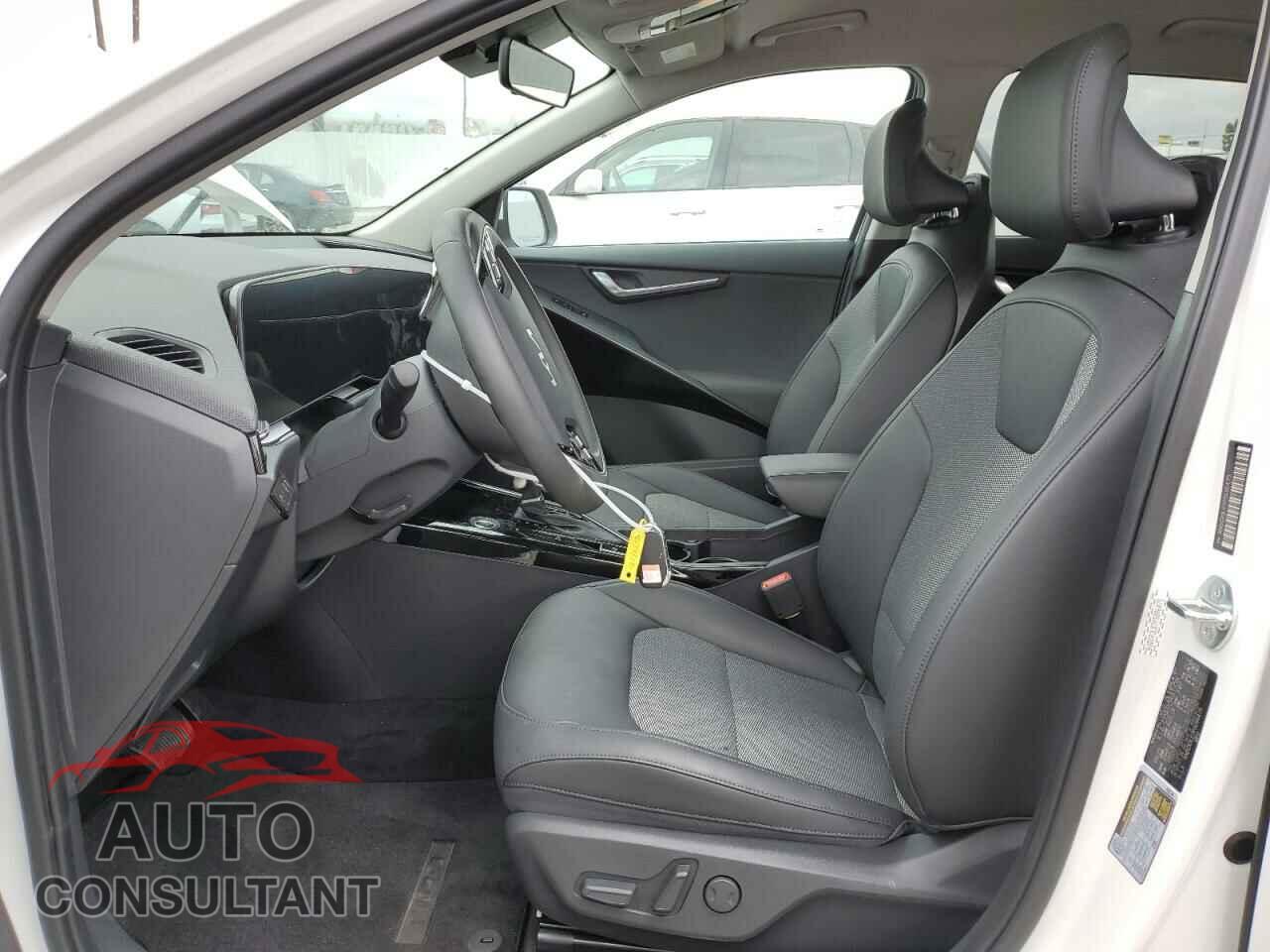 KIA NIRO 2023 - KNDCR3LE7P5096475