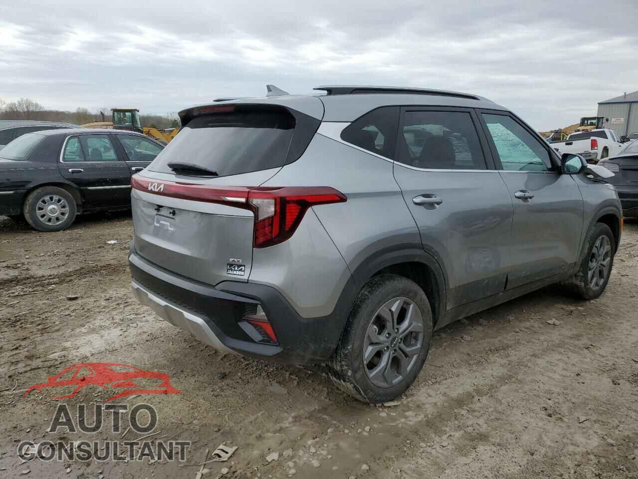 KIA SELTOS 2024 - KNDEUCAA8R7608825