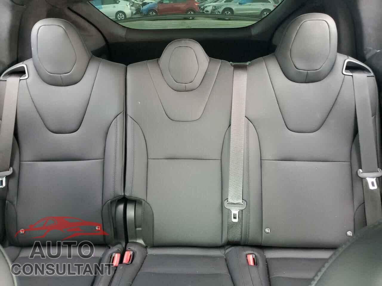 TESLA MODEL X 2024 - 7SAXCDE57RF440106