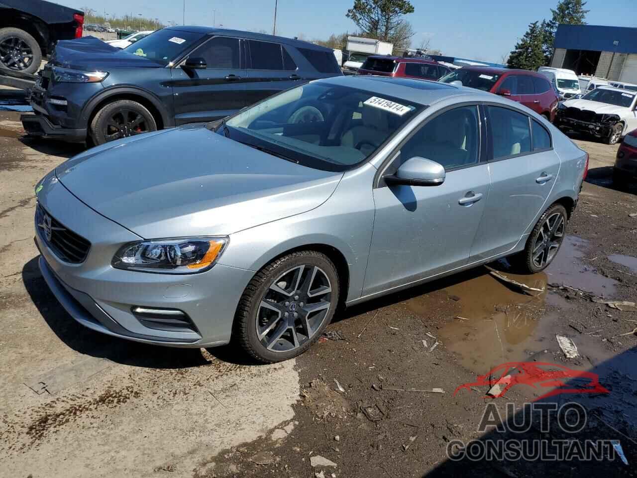 VOLVO S60 2018 - YV140MTL0J2453338