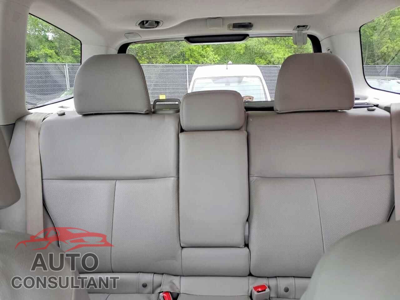 SUBARU FORESTER 2011 - JF2SHAEC7BH717639