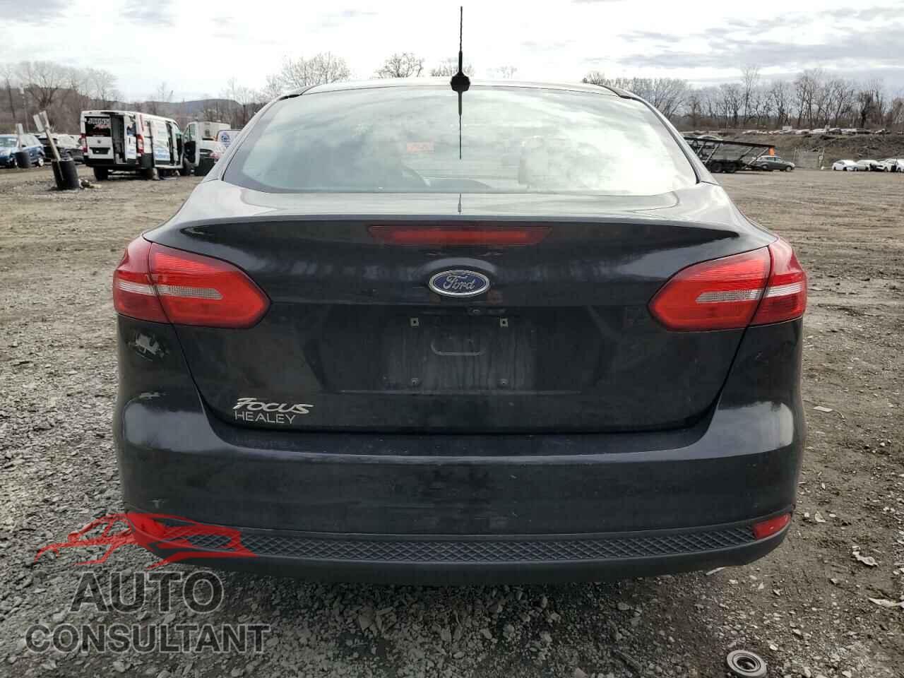 FORD FOCUS 2017 - 1FADP3E22HL311499