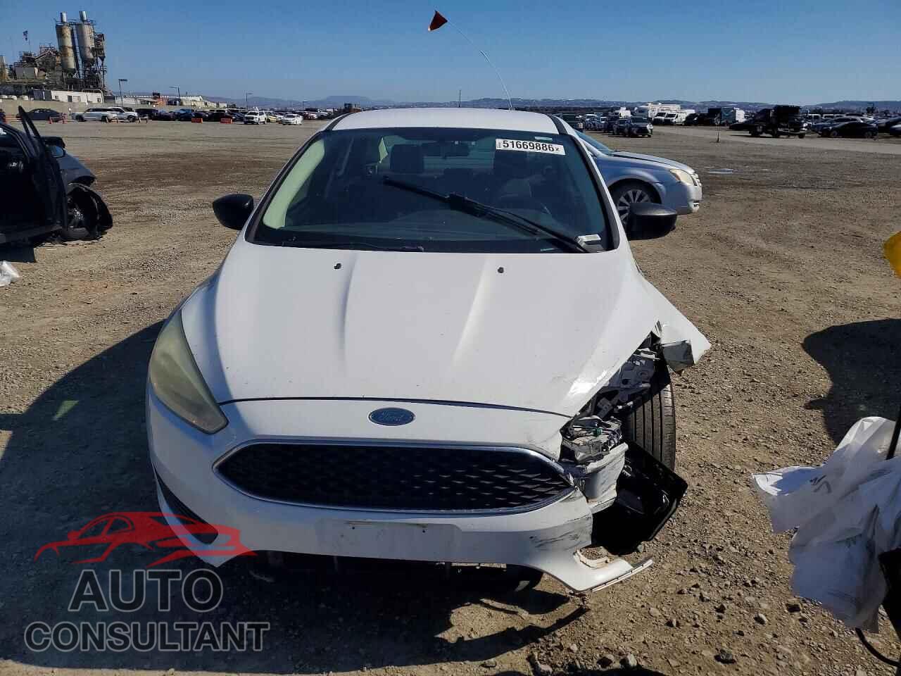 FORD FOCUS 2016 - 1FADP3E2XGL294997