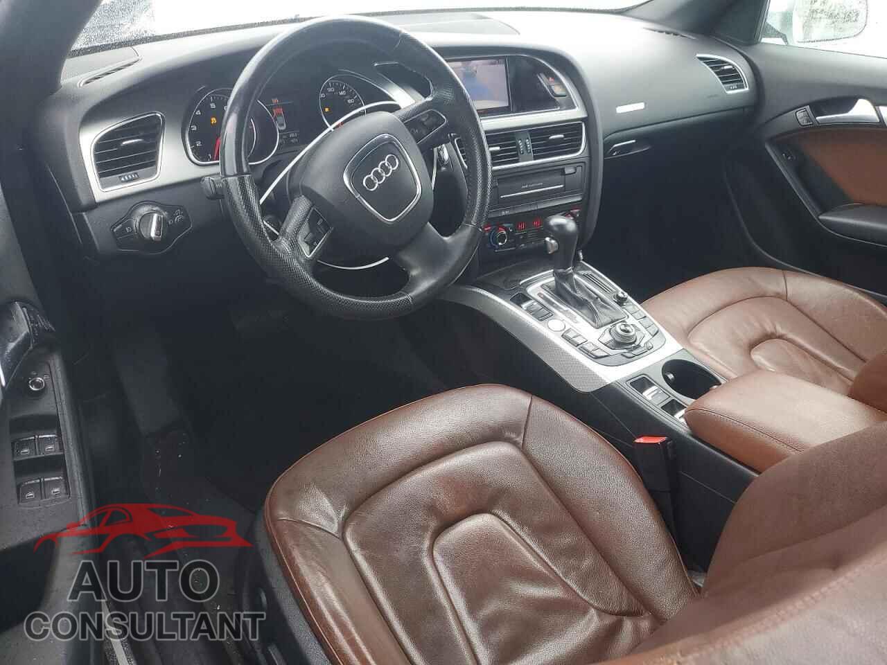 AUDI A5 2012 - WAULFAFH4CN007746