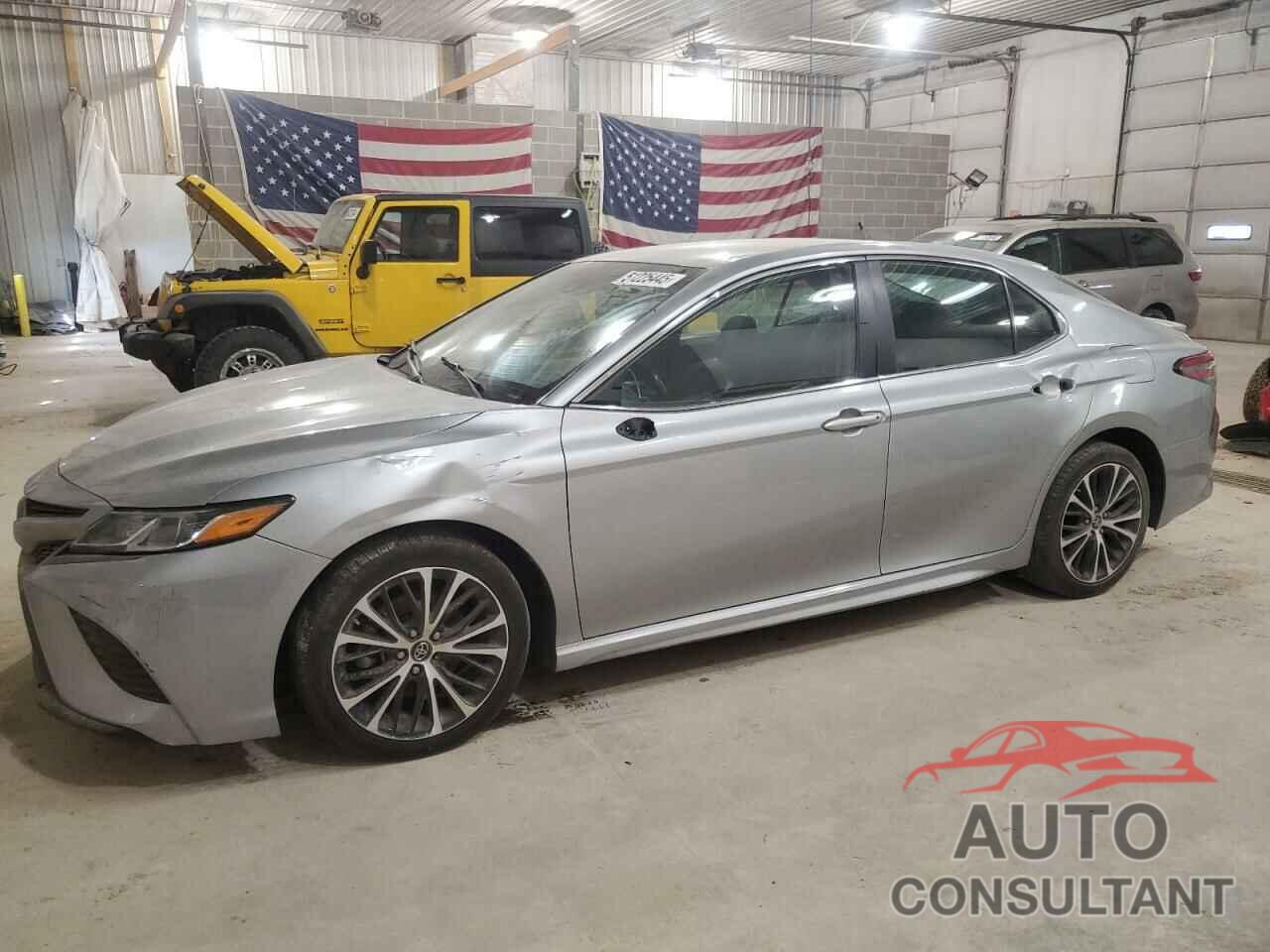 TOYOTA CAMRY 2019 - 4T1B11HK1KU227058