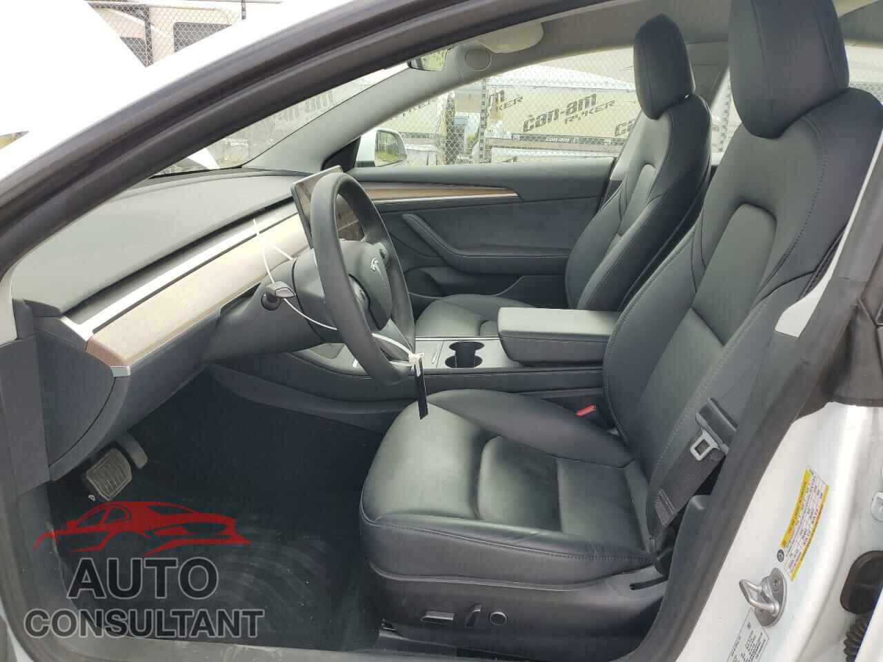 TESLA MODEL 3 2023 - 5YJ3E1EA3PF453806