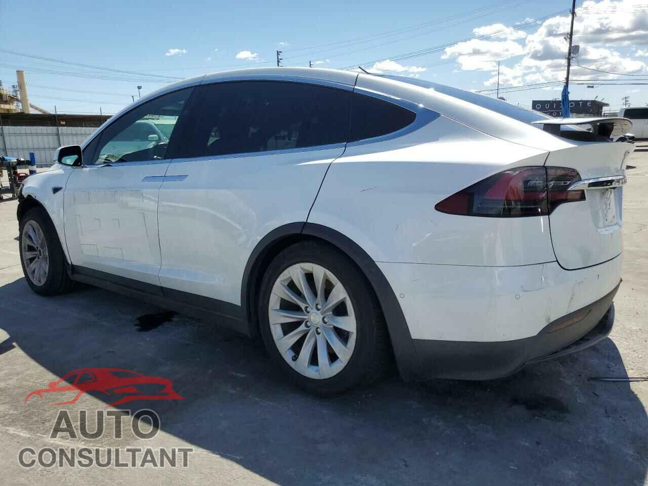 TESLA MODEL X 2020 - 5YJXCBE26LF249971