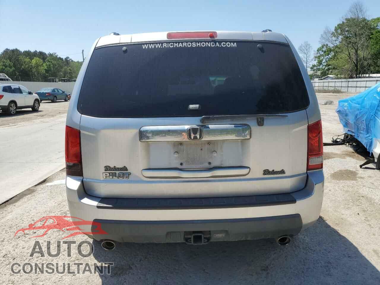 HONDA PILOT 2011 - 5FNYF3H45BB043795