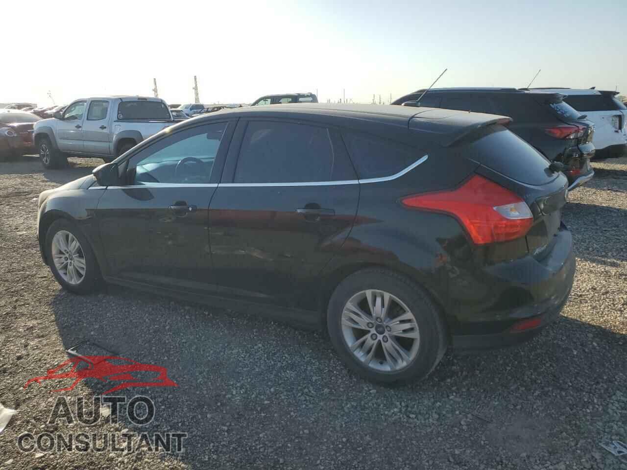 FORD FOCUS 2012 - 1FAHP3M22CL253597