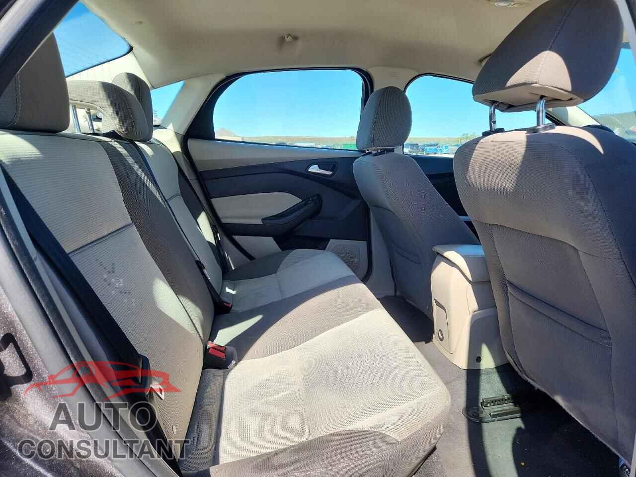 FORD FOCUS 2014 - 1FADP3F25EL313340
