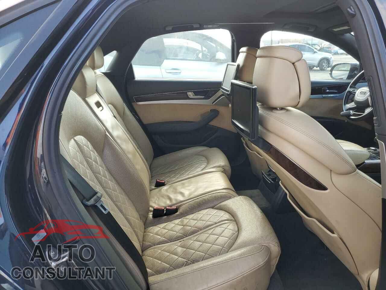 AUDI A8 2011 - WAUAVAFD3BN002141