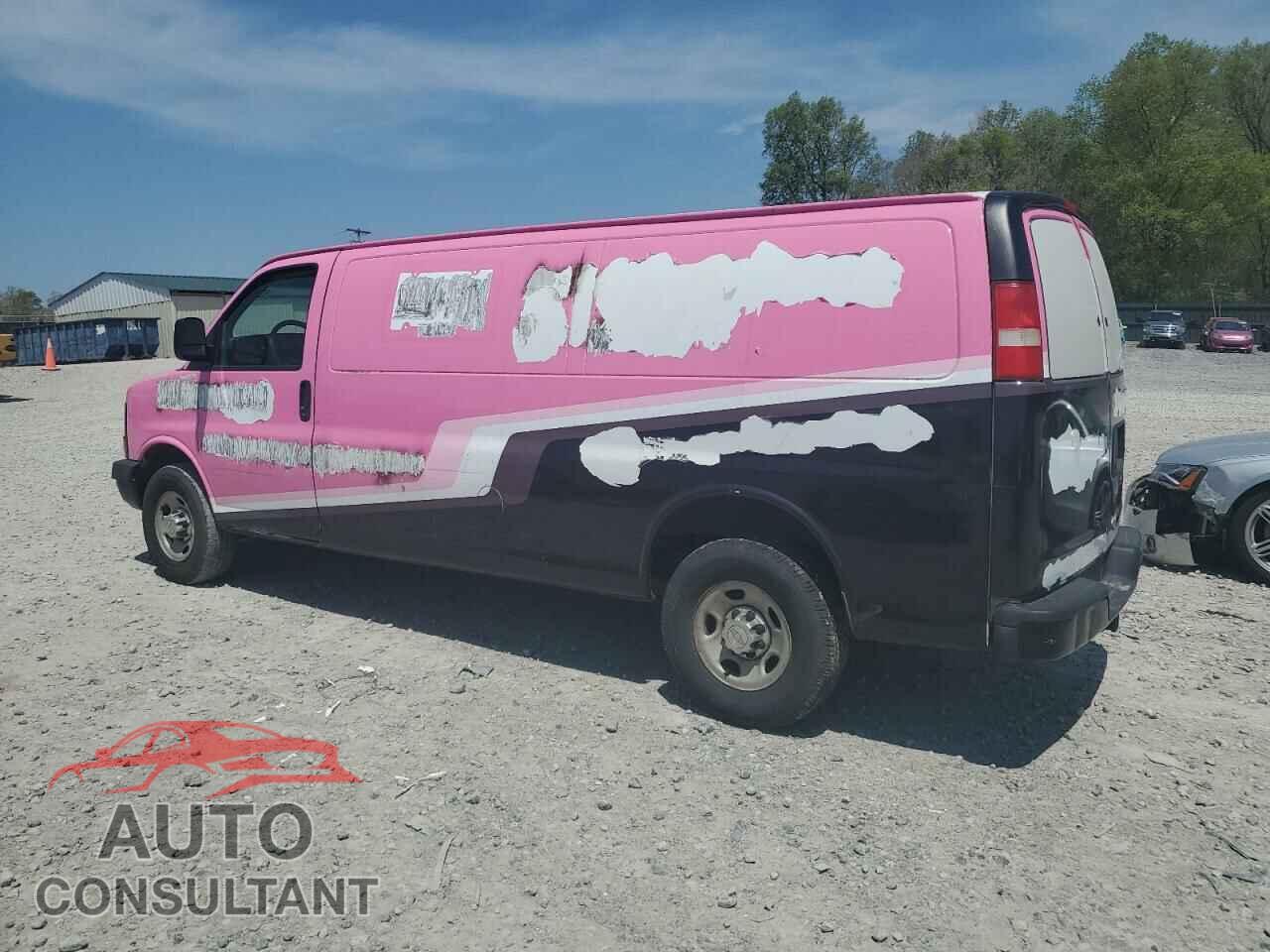 CHEVROLET EXPRESS 2012 - 1GCWGGBA3C1136626